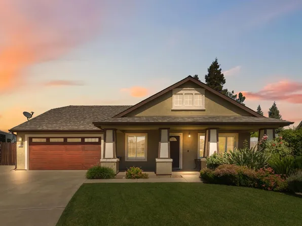 1826 Avenue C, Kingsburg, CA 93631