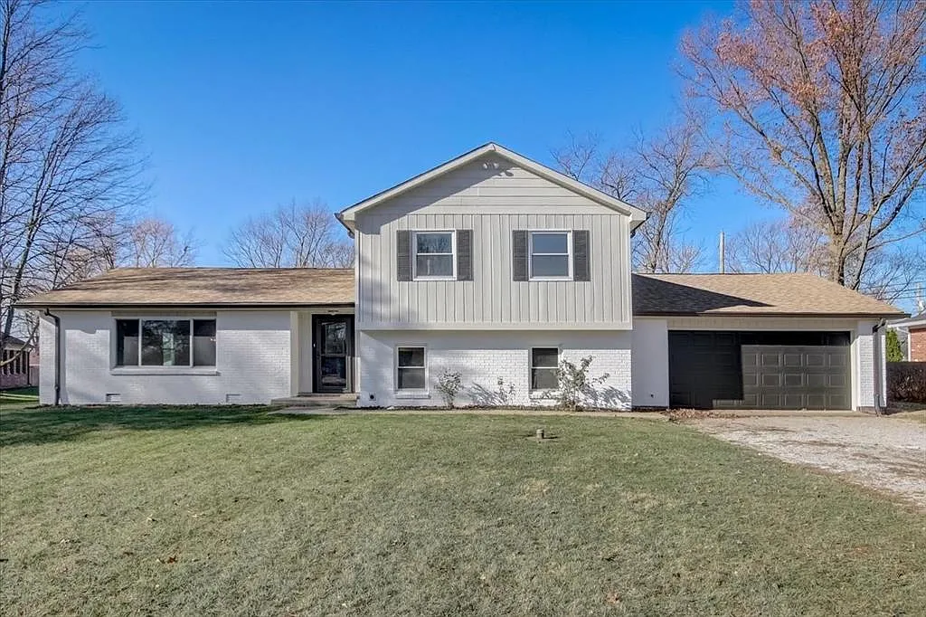 7890 Elm Dr photo 1