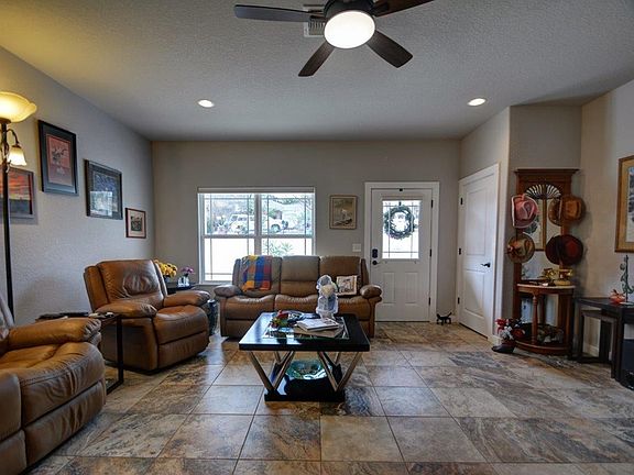 2nd image of 2312 Mesa Park Dr