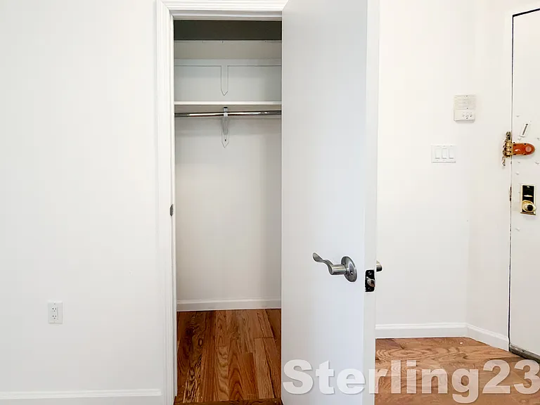 203 Underhill Ave #4E — Photo 17