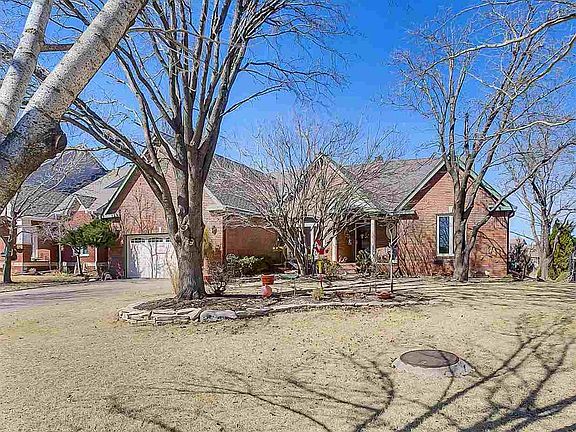 2nd image of 4157 N Jasmine Dr