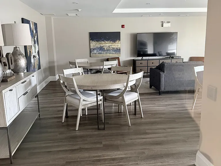 610 Farmstead Dr #513 — Photo 21