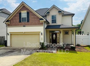 103 River Oak St, Spring Lake, NC 28390