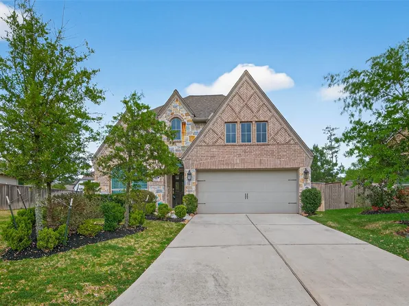 561 Cedar Harbor Ct, Conroe, TX 77304