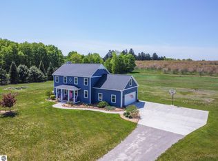 6308 S Grapevine Rd, Suttons Bay, MI 49682