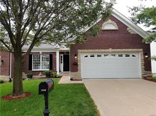 10129 Allington Dr, Saint Louis, MO 63128