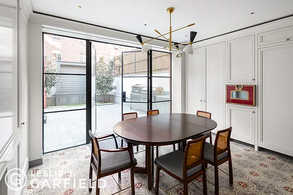 Sold by Leslie J. Garfield | media 15