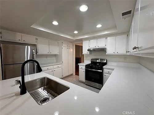 1157 S Crofter Dr Photo 1