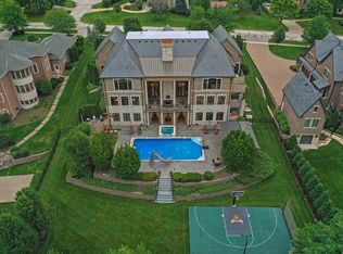 8724 Johnston Rd, Burr Ridge, IL 60527