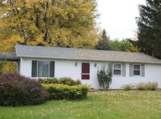 605 Reed Rd, Churchville, NY 14428