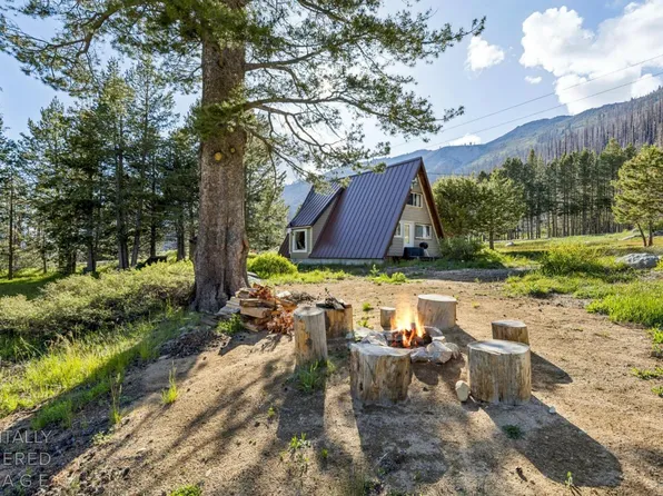 221 Sierra At Tahoe Rd, Twin Bridges, CA 95735