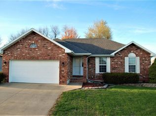 3755 E Bowman St, Springfield, MO 65809