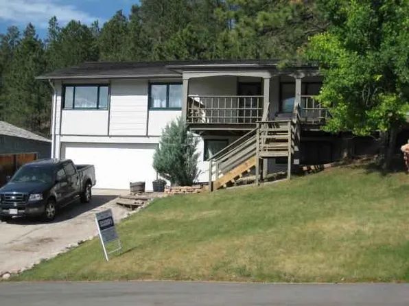 3656 Serendipity Ln, Rapid City, SD 57702