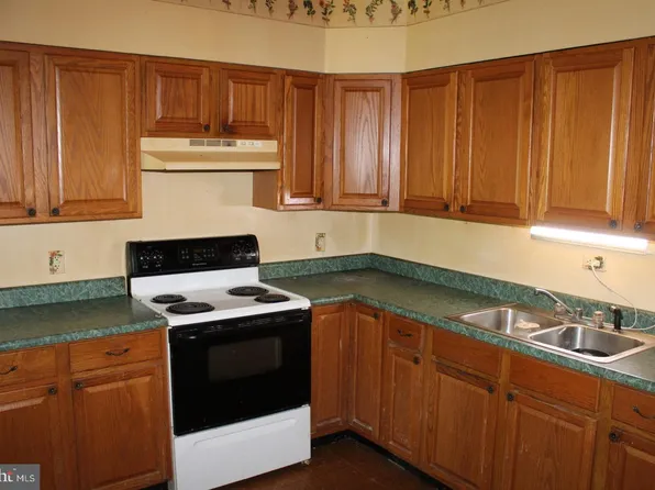 28 Boone St, Cumberland, MD 21502