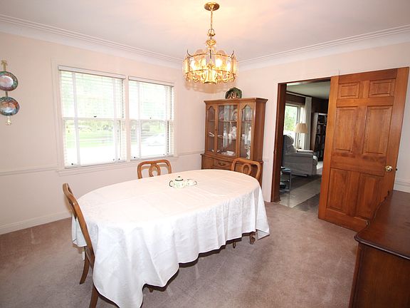 5th image of 9854 S Hamlin Ave