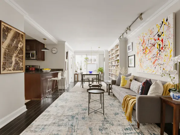 370 East 76th Street image 1 of 9
