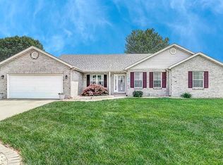 178 Saint Sabre Dr, Swansea, IL