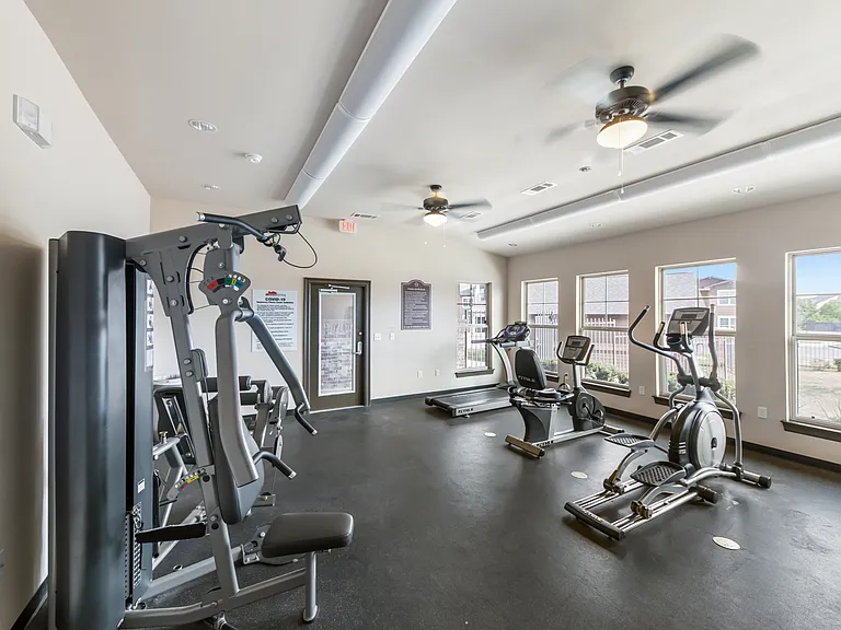 Compass Pointe — Photo 11
