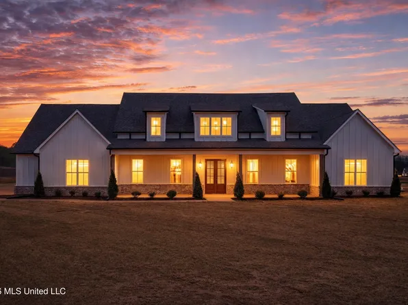 5112 Grays Valley Dr, Hernando, MS 38632