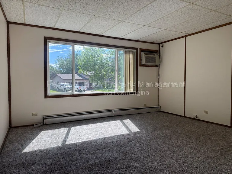 911 Western Rd #5 — Photo 2