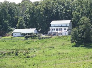 1606 Dan T Davis Rd, Oak Hill, OH 45656