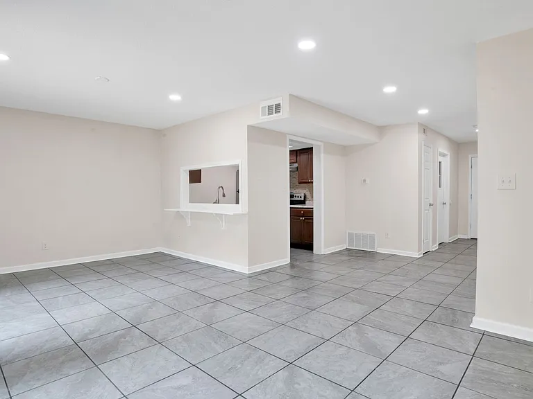8140 Lillian Hwy — Photo 11