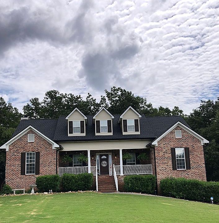 1st image of 65 Centerport Dr