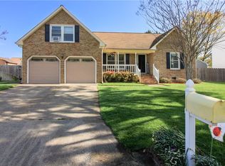 2132 Teasdale Dr, Virginia Beach, VA 23454