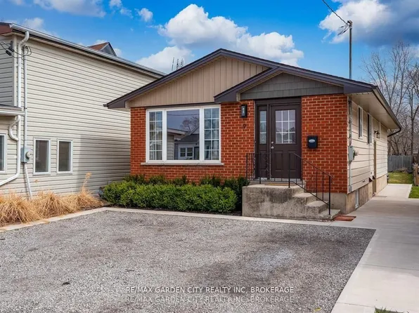 9 Churchill St, Saint Catharines, ON L2S 2P3