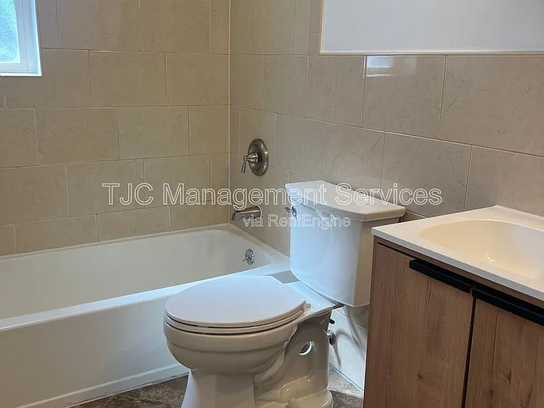 433 Harrison St — Photo 9