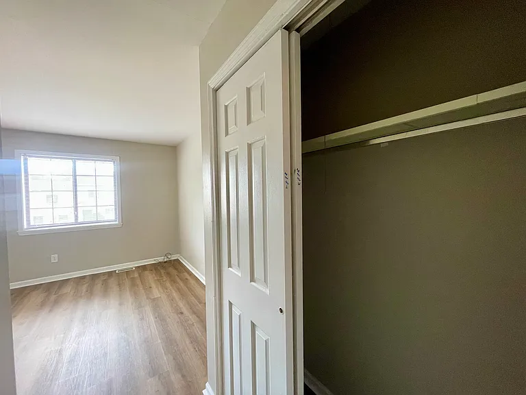 40 Terrace Ct — Photo 26
