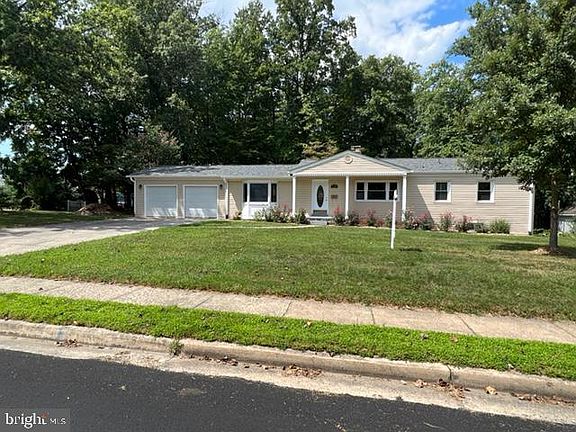 2nd image of 3704 Bevan Dr