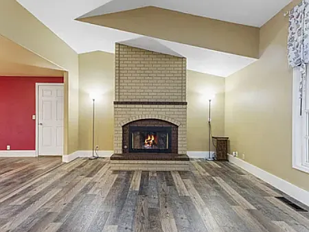 132 Lloyellen Dr — Photo 2