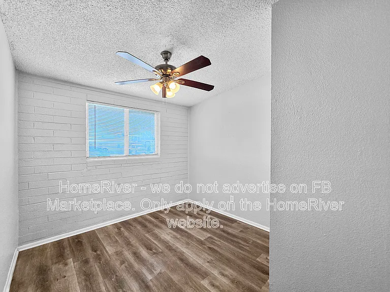 6019 N 32nd Dr — Photo 14