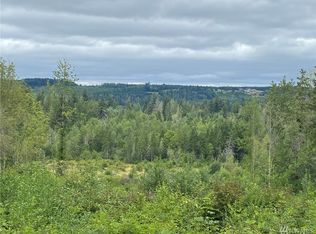 1 Norton Ln, Onalaska, WA 98570