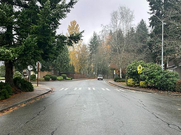 4th image of 1332 136th St SE