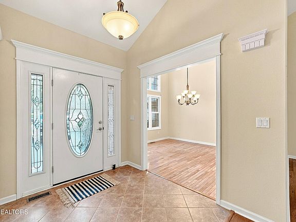 4th image of 106 Mariners Dr