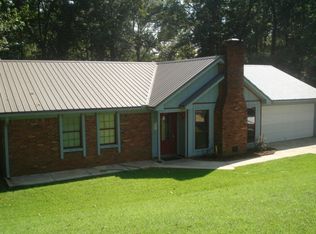 100 Brogdon Dr, Vicksburg, MS 39180