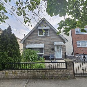 1539 Ohm Ave, Bronx, NY, 10465