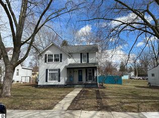 320 N Elm St, Ithaca, MI 48847