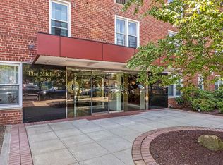 210-50 41st Ave #5C, Bayside, NY 11361