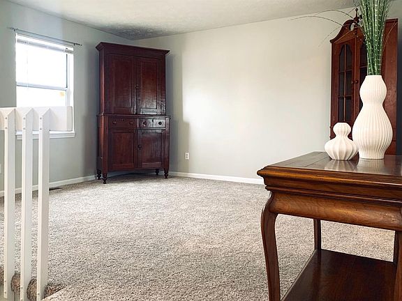 5th image of 3852 Forest Green Dr