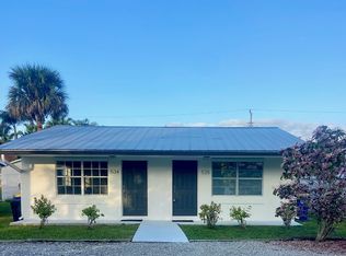 528 SW 11th Ct, Palm City, FL 34990