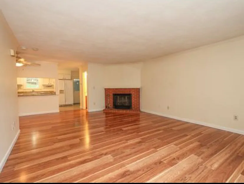 2 bed, 2.5 bath, 1575 sqft, $2,950 — Photo 3