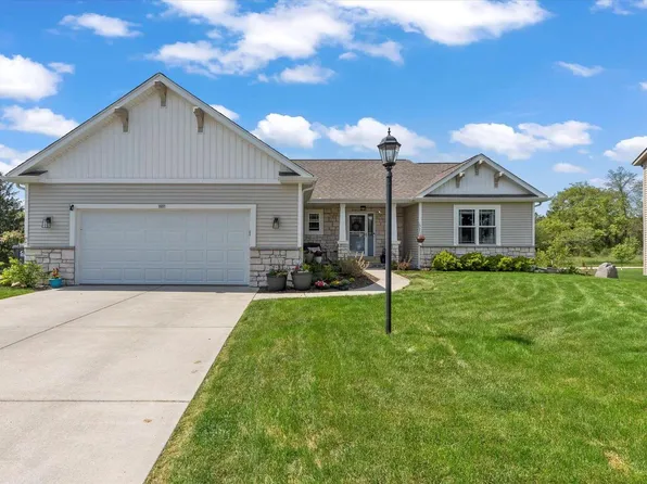 227 Lincolnshire PLACE, Wales, WI 53183