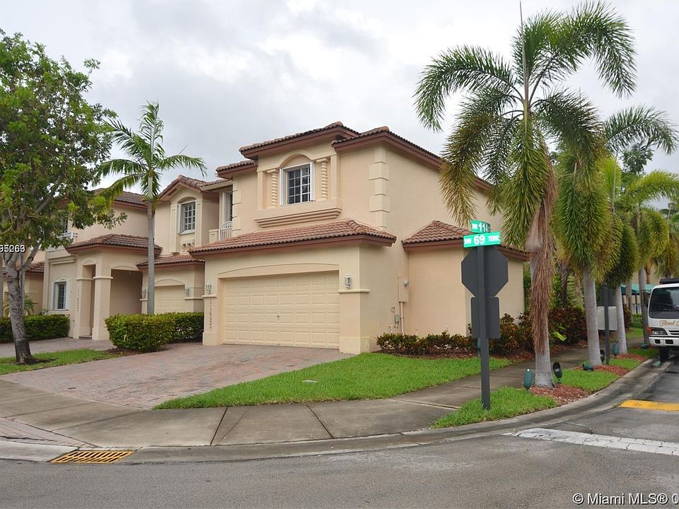 1st image of 11423 NW 69th Ter