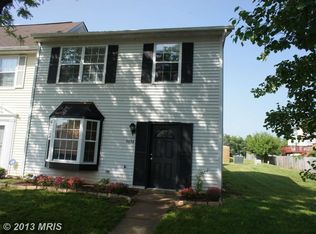 8626 Anna Ct, Manassas Park, VA 20111