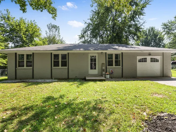 106 S Cottonwood Avenue, Republic, MO 65738