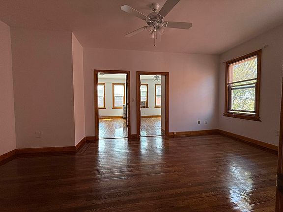 4th image of 47-40 48th St APT 3R