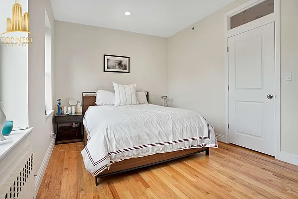 Sold by Top Nest Inc. | media 13